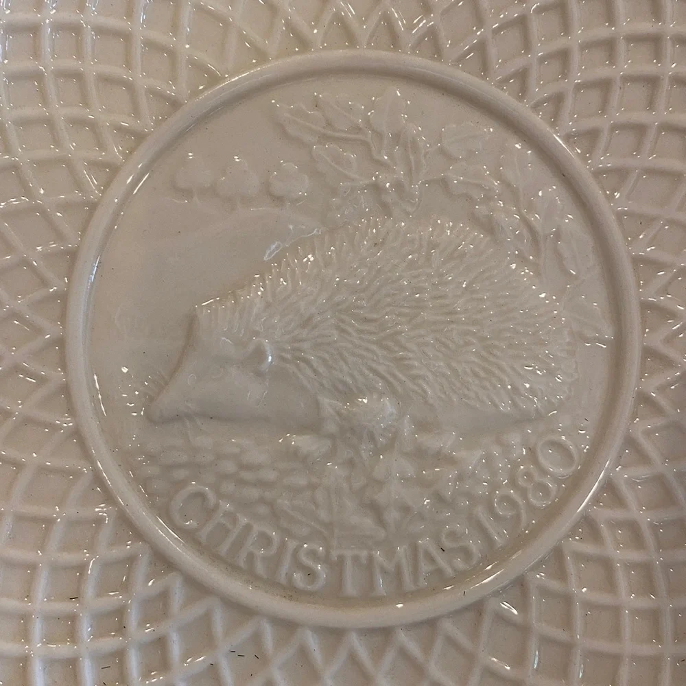 BELLEEK 1980 Hedgehog Original Box Plate